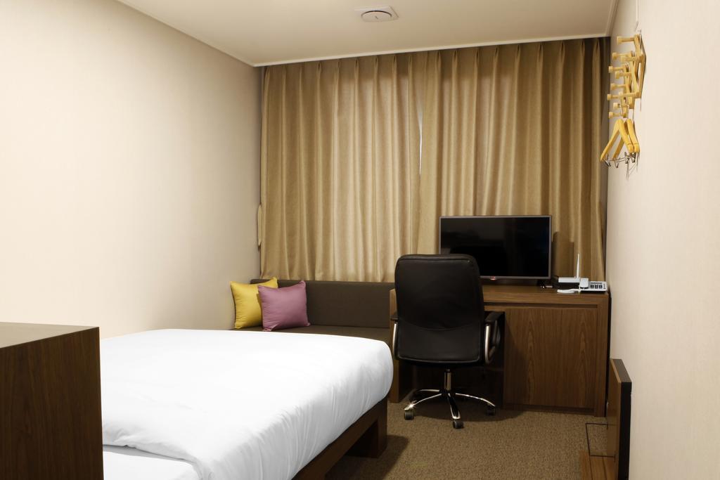 Jeonju Yeonghwa Hotel Rum bild